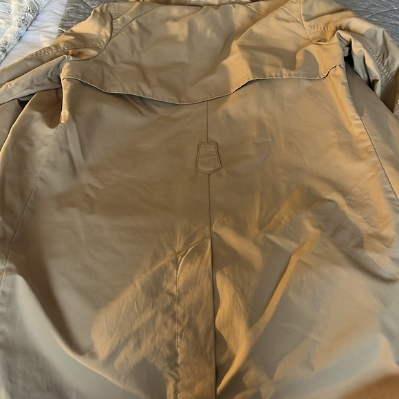 A New Day Tan Trench Coat Size S with zipper - Picture 7 of 8